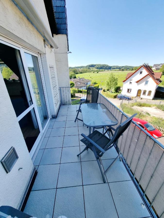 Ferienwohnung Lindlar-Linde Bagian luar foto
