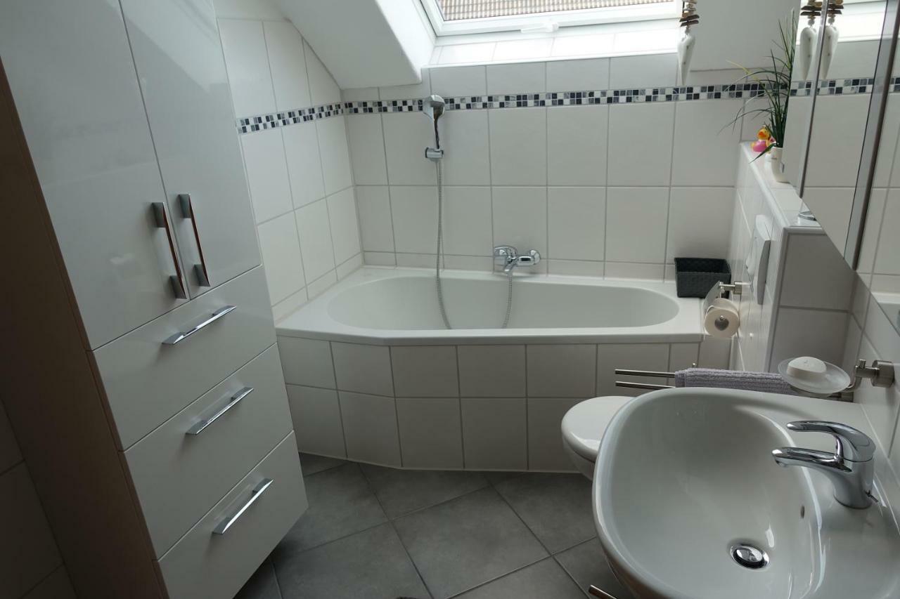 Ferienwohnung Lindlar-Linde Bagian luar foto