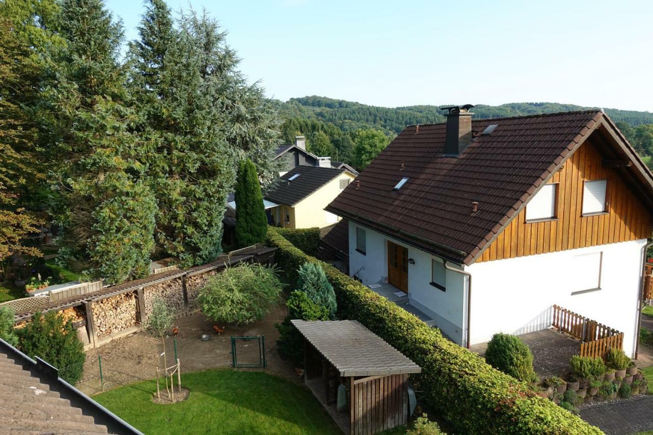 Ferienwohnung Lindlar-Linde Bagian luar foto